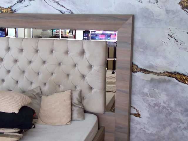 VioletVIP's BongaCams show and profile