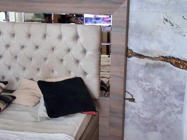 VioletVIP's BongaCams show and profile