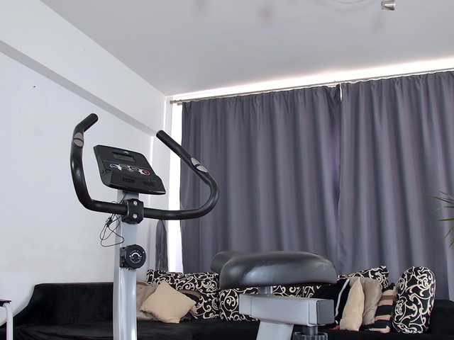 Sex chat gratuit in direct cu VioletVIP pe BongaCams