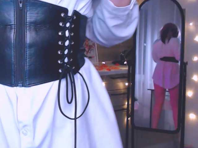 DaisyVale's BongaCams show and profile