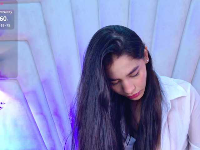 JuliaVega's BongaCams show and profile