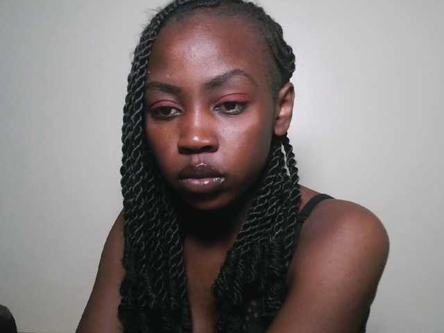 Prettyshanz1's BongaCams show and profile