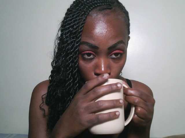 Prettyshanz1's BongaCams show and profile