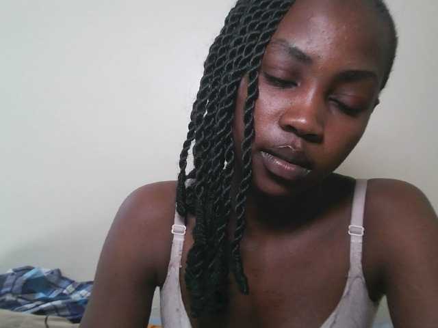 Prettyshanz1's BongaCams show and profile