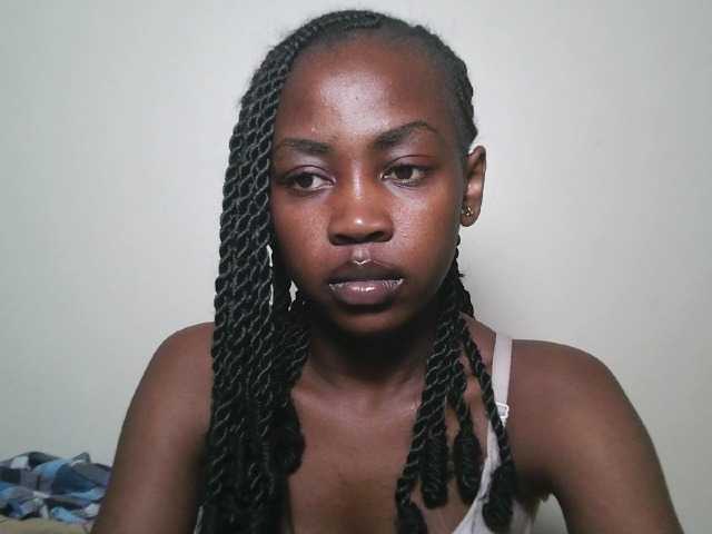 Prettyshanz1's BongaCams show and profile