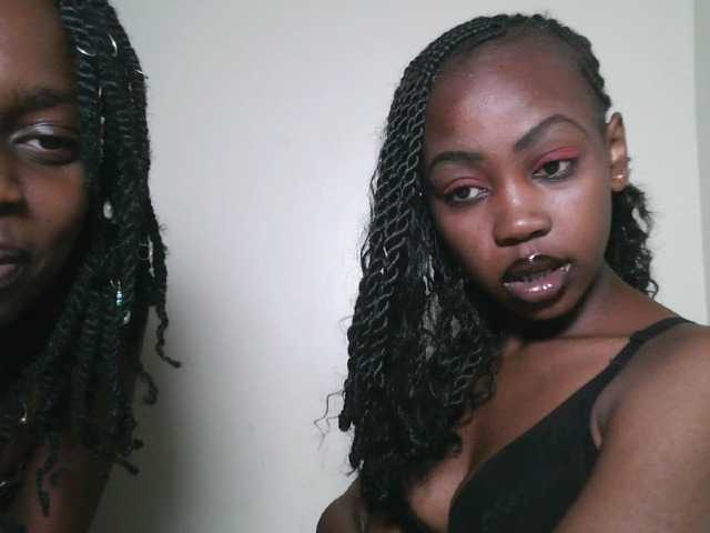 Prettyshanz1's BongaCams show and profile