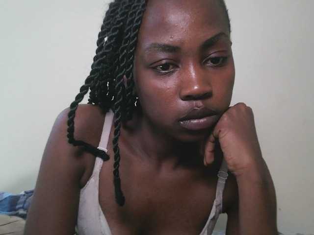 Prettyshanz1's BongaCams show and profile