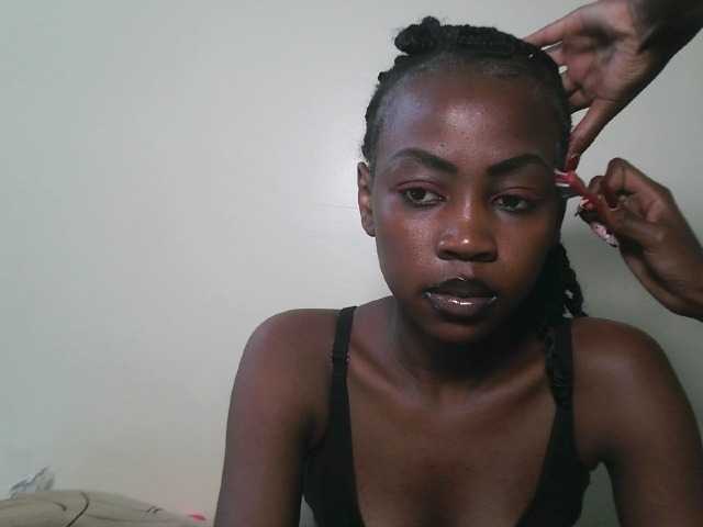 Prettyshanz1's BongaCams show and profile