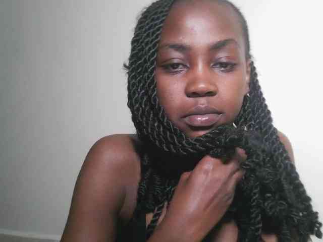 Prettyshanz1 Live Webcam on BongaCams