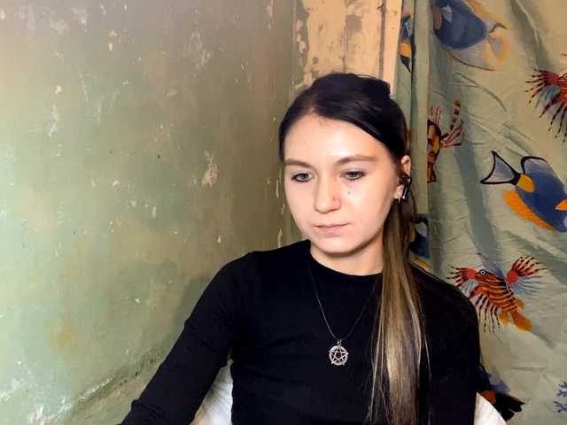 DelindaHeitner live cam profile