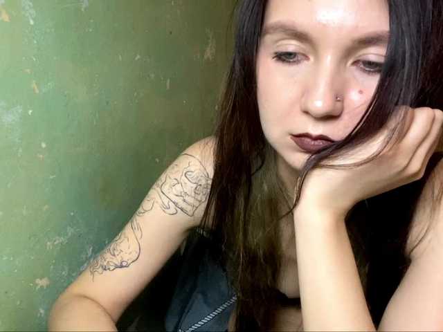 DelindaHeitner's BongaCams show and profile