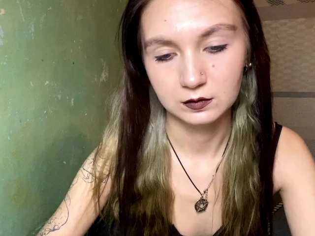 DelindaHeitner's BongaCams show and profile