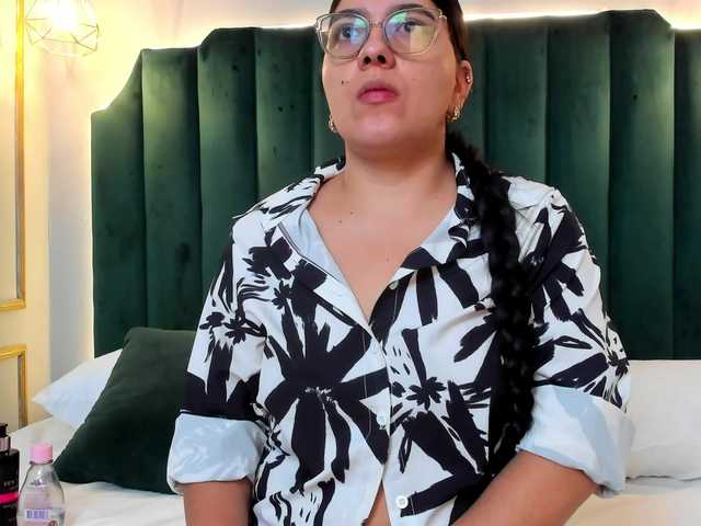 Amara-Divine's BongaCams show and profile