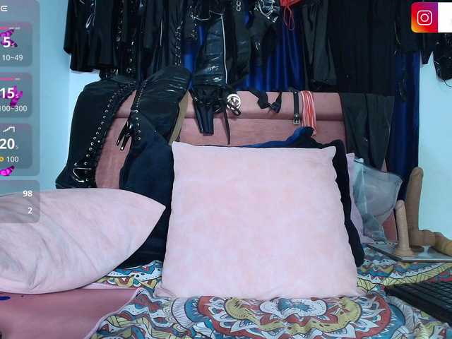 shengyiblue's BongaCams show and profile