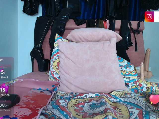 shengyiblue's BongaCams show and profile