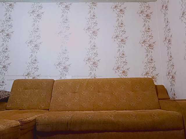 EmileeBlossom's BongaCams show and profile