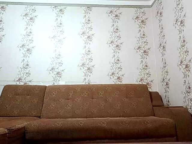 EmileeBlossom's BongaCams show and profile