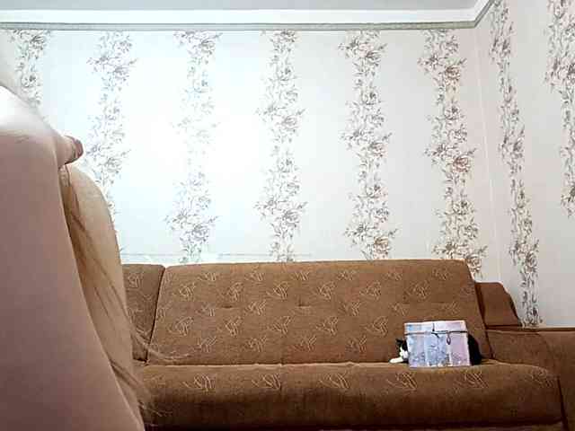 EmileeBlossom webcam