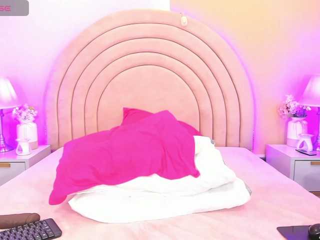 KikiiSweet's BongaCams show and profile