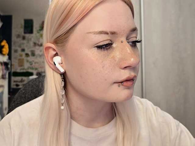 Andria Triolo (AndriaTriolo)