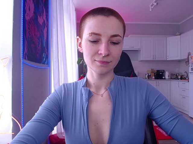 HopeFoxter's BongaCams show and profile