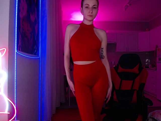 HopeFoxter's BongaCams show and profile