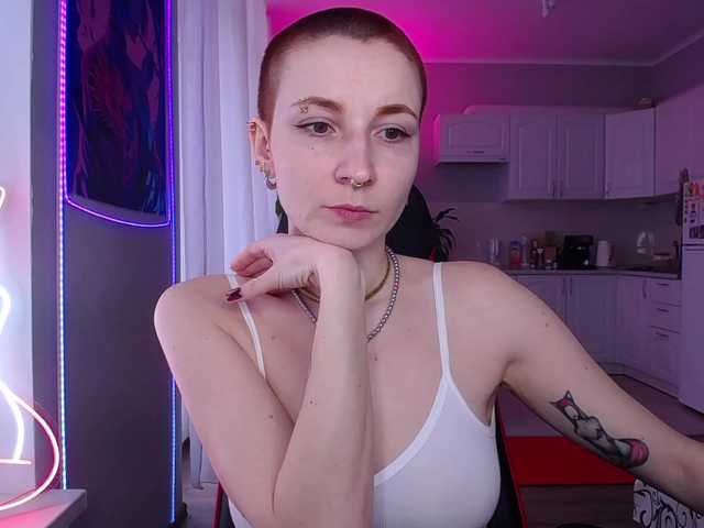 HopeFoxter's BongaCams show and profile