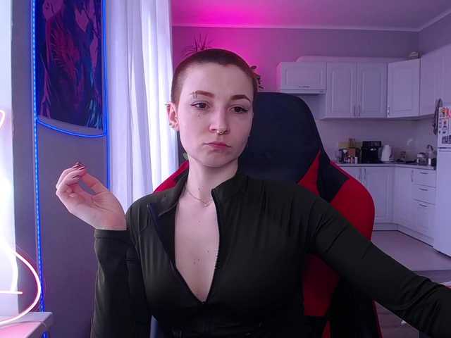 HopeFoxter's BongaCams show and profile