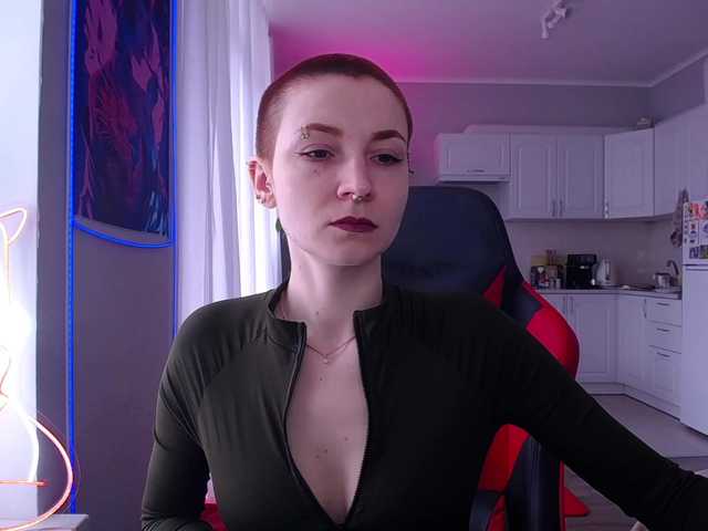 HopeFoxter's BongaCams show and profile