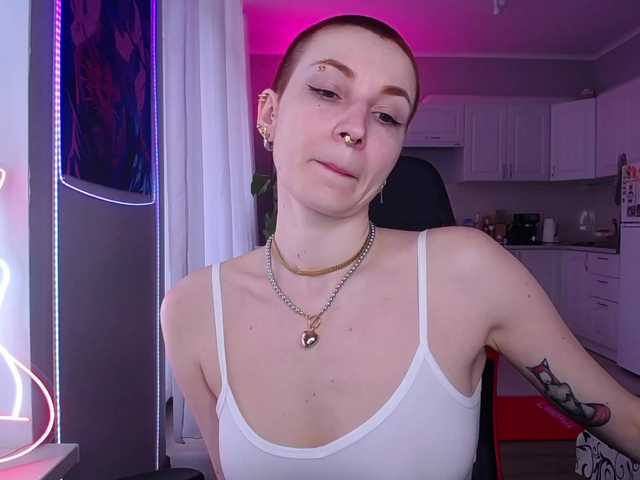HopeFoxter's BongaCams show and profile