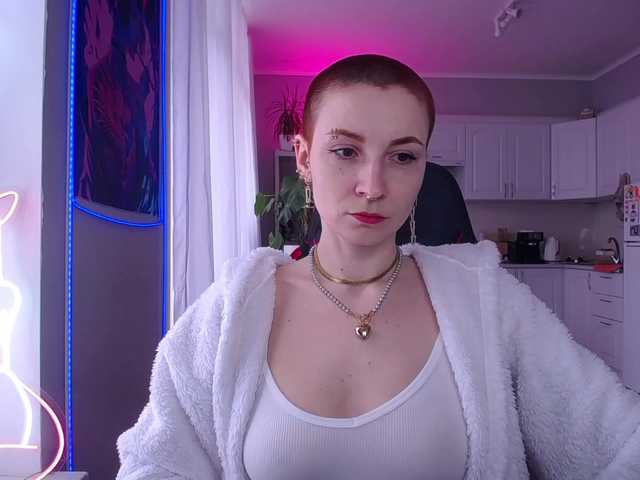 HopeFoxter's BongaCams show and profile