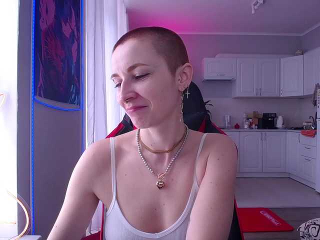 HopeFoxter's BongaCams show and profile