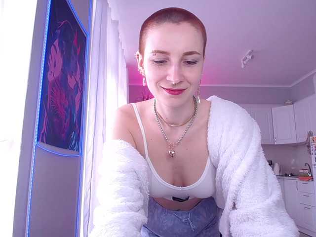 HopeFoxter's BongaCams show and profile