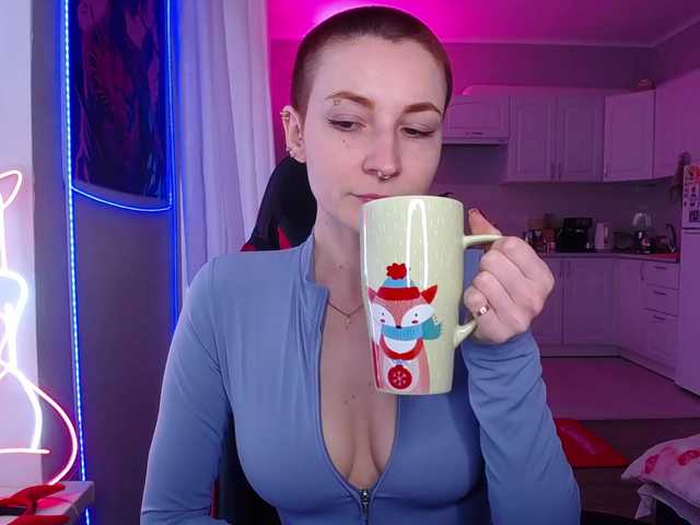 HopeFoxter's BongaCams show and profile