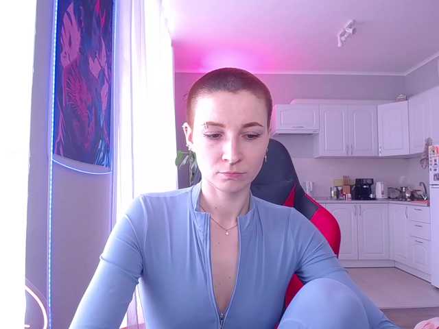 HopeFoxter's BongaCams show and profile