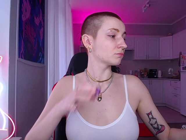 HopeFoxter's BongaCams show and profile