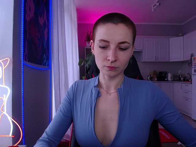 HopeFoxter's BongaCams show and profile