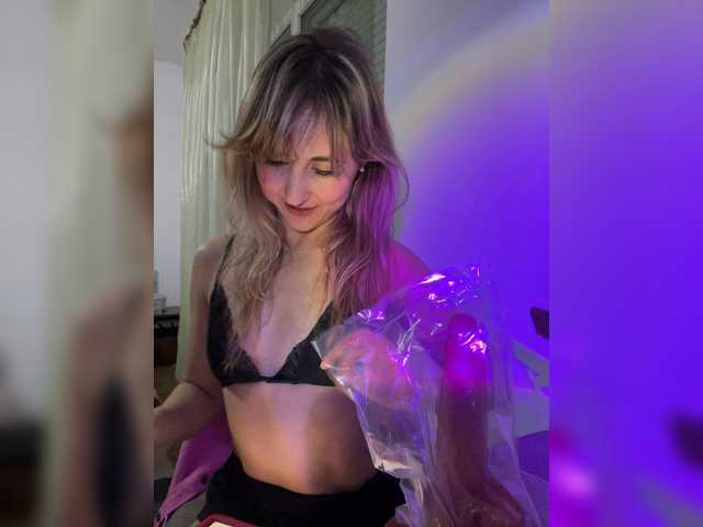 LunaSecret1's BongaCams show and profile