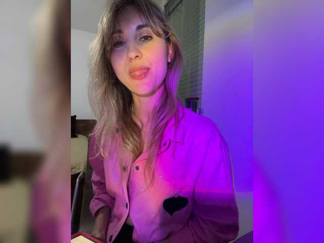 LunaSecret1's BongaCams show and profile