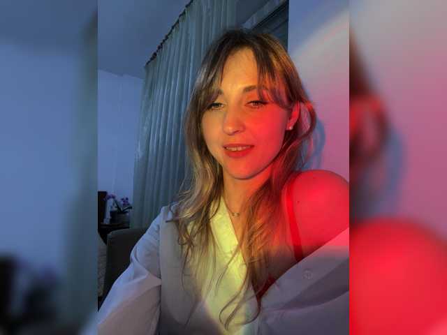 LunaSecret1's BongaCams show and profile
