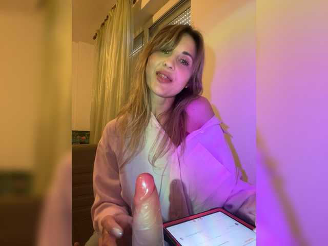 LunaSecret1's BongaCams show and profile