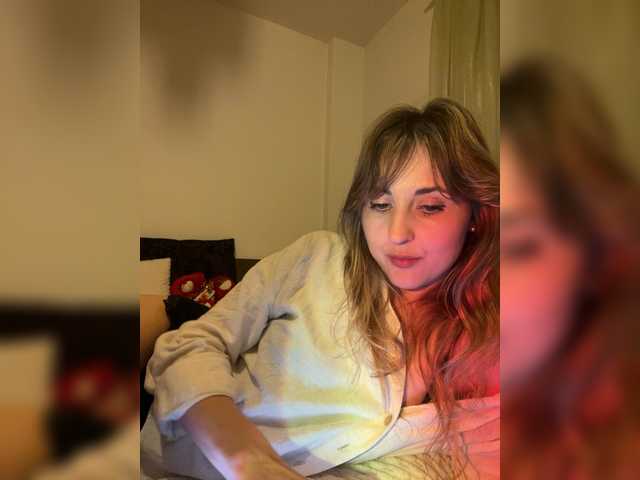 LunaSecret1's BongaCams show and profile