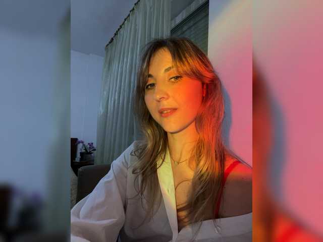 LunaSecret1's BongaCams show and profile