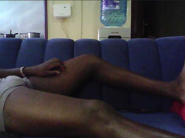 Hollykings's BongaCams show and profile