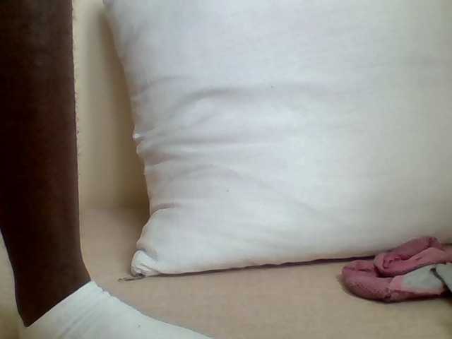 Juanitamami's BongaCams show and profile