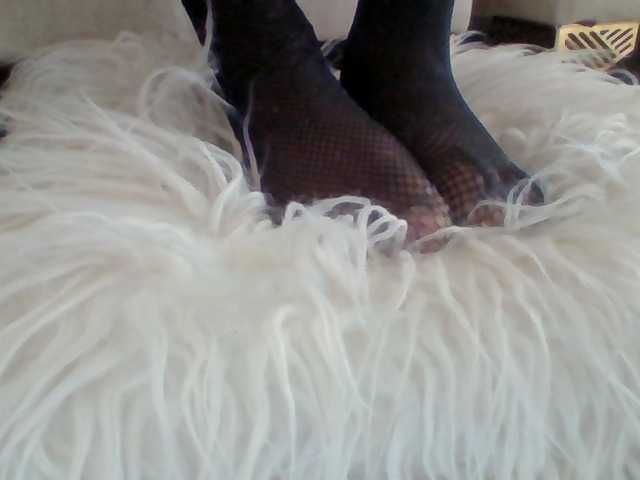 Juanitamami's BongaCams show and profile