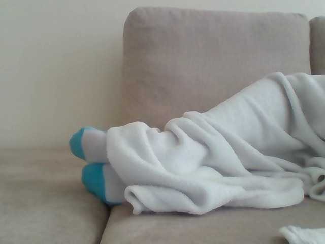 Juanitamami's BongaCams show and profile