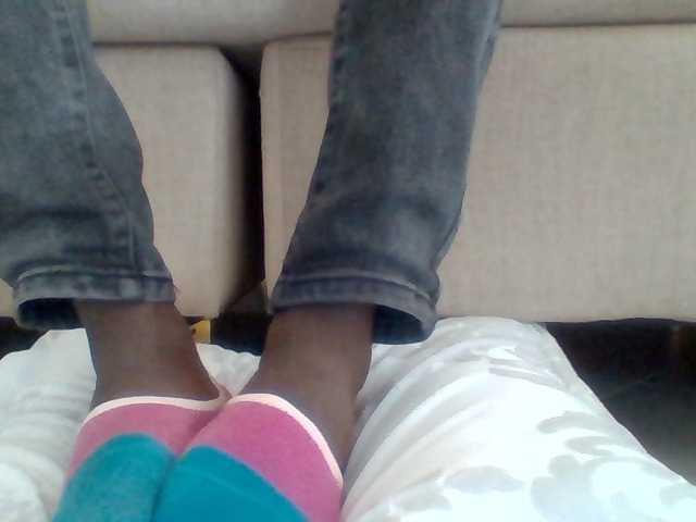 Juanitamami's BongaCams show and profile