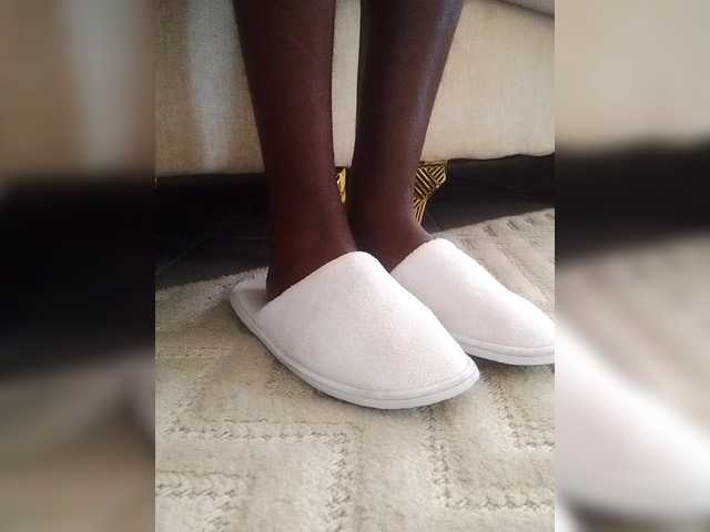 Juanitamami's BongaCams show and profile