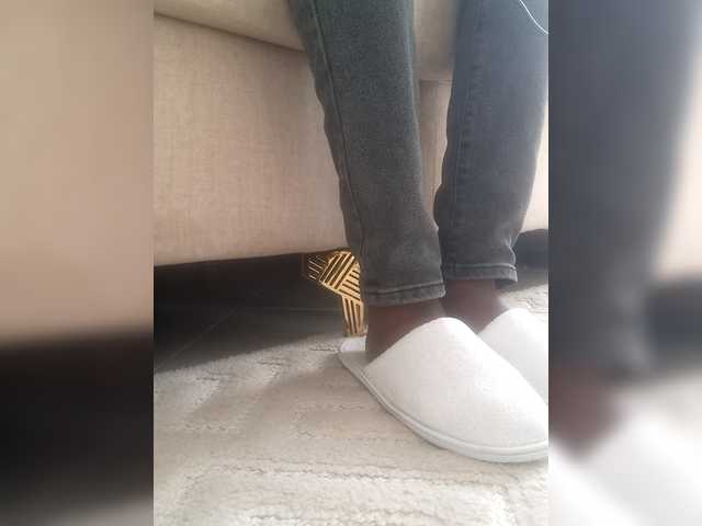 Juanitamami's BongaCams show and profile